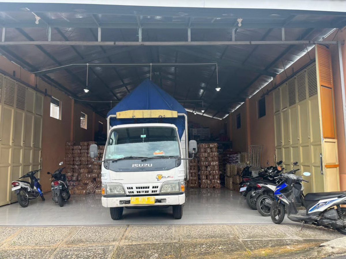 Cari Pusat Oleh-Oleh Magetan & Supplier MBG Rehan Snack Rajanya Kulakan Terlengkap se-Karesidenan Madiun